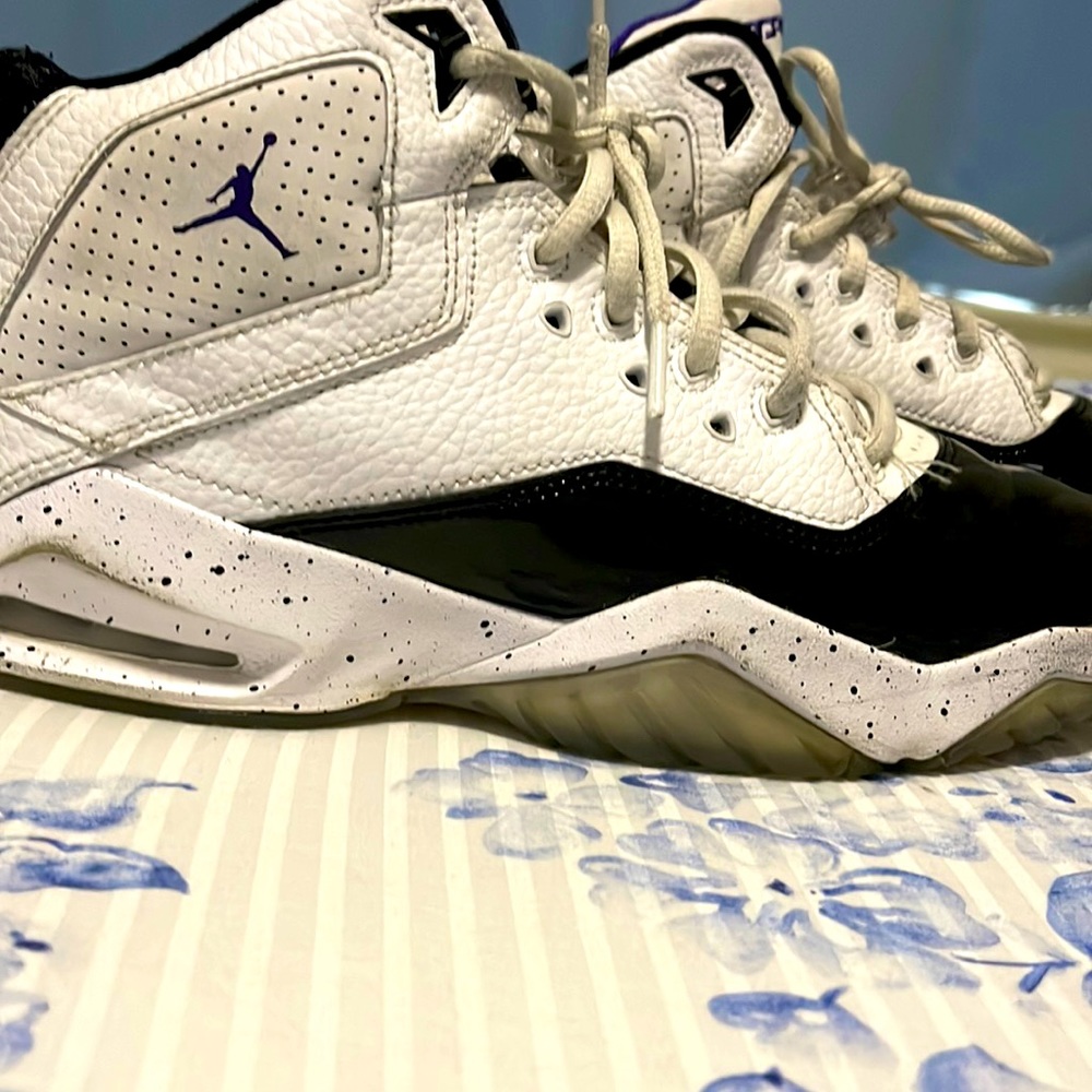 Jordan b loyal white court purple
